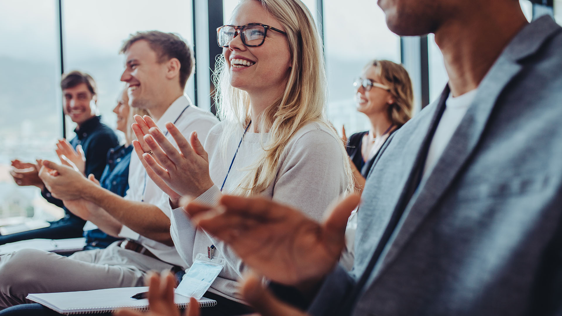 Business people applauding